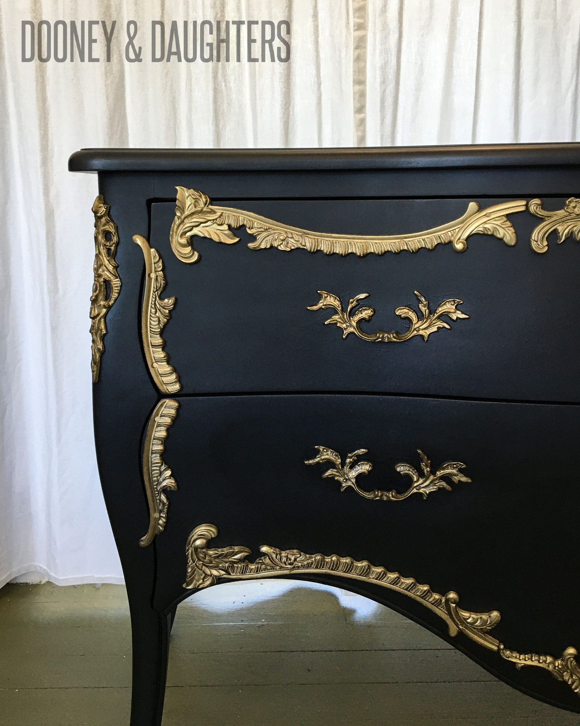 Velvet Luxe Hybrid-Chalk Paint