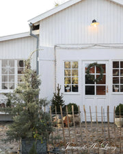 Jeanne d'Arc Living Magazine A Sprinkle Of Christmas Magic 2025