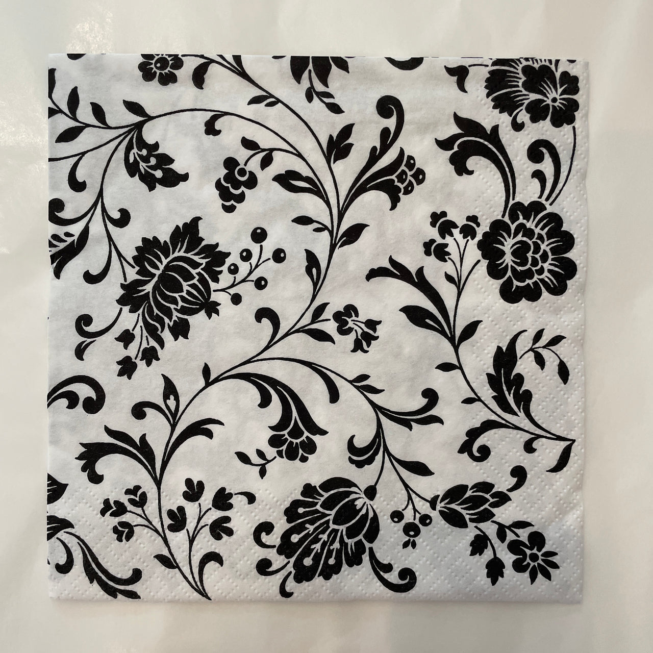 Napkin - Arabesque White Black