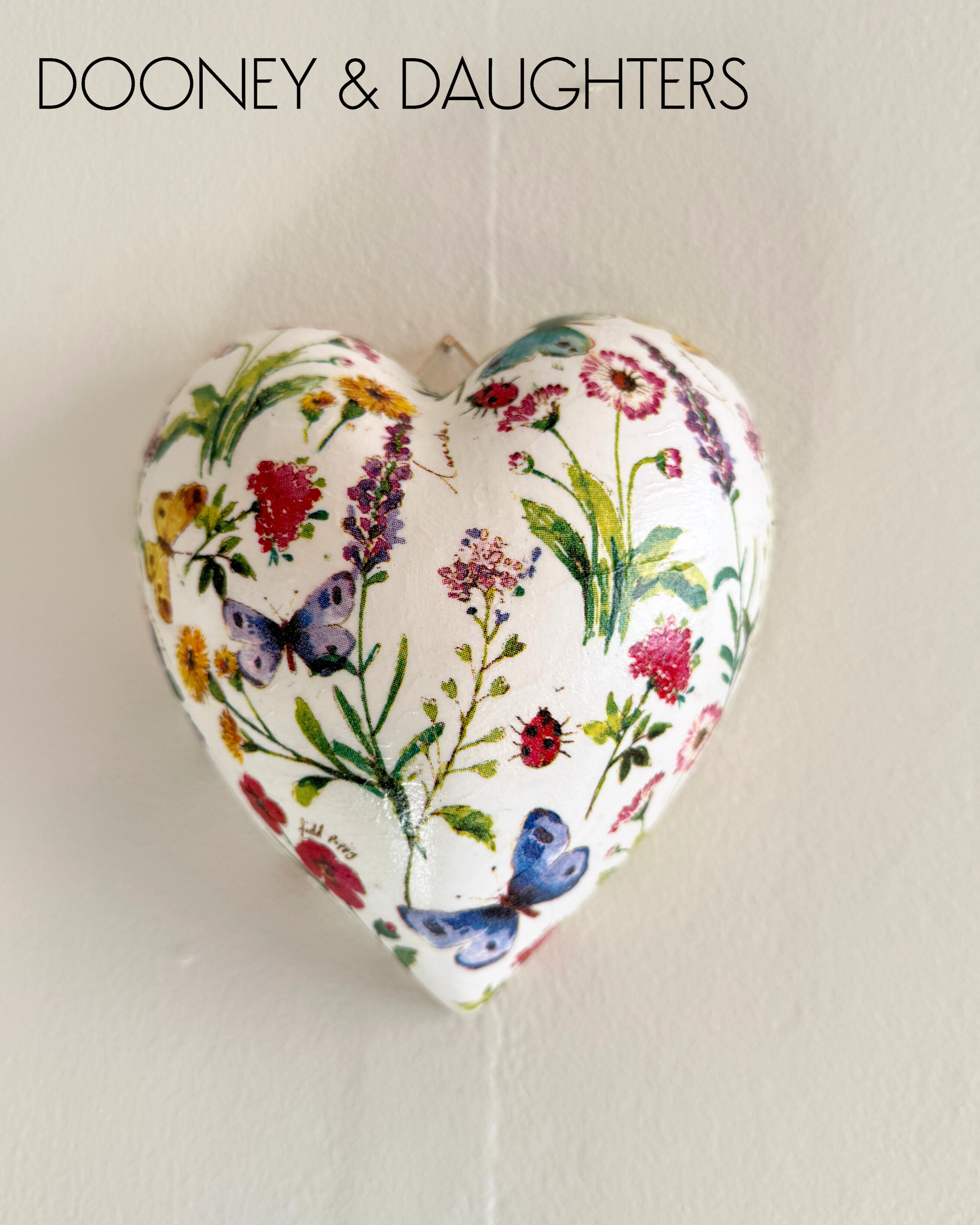 Butterflies_Flowers_Medium Heart