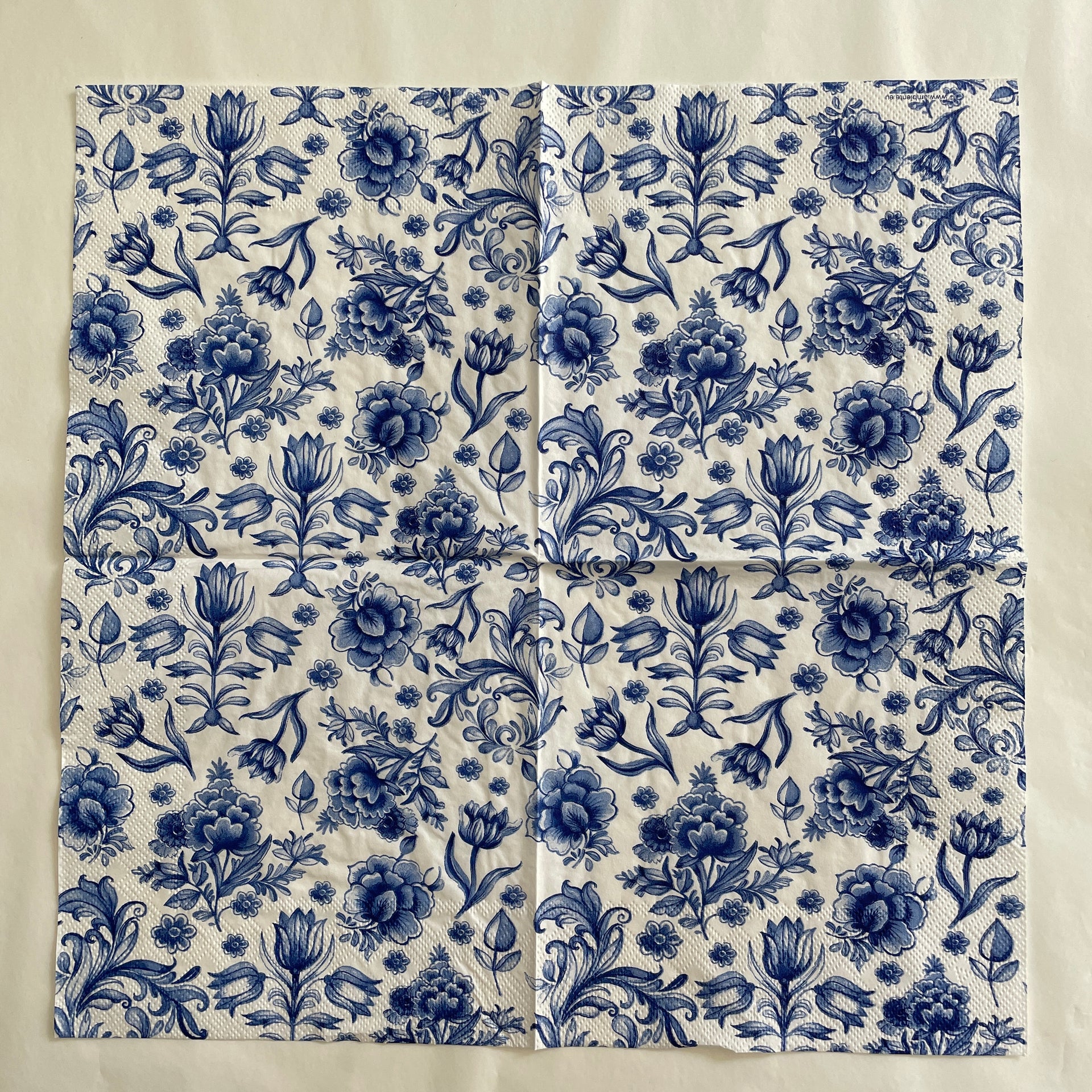 Napkin - Delft Blue Flowers