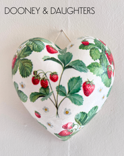 Medium Heart - Delicious Strawberries