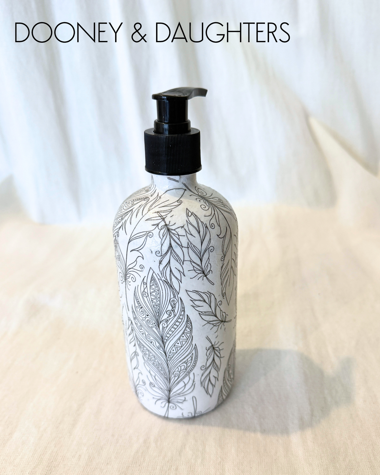 Feathers Soap Dispenser