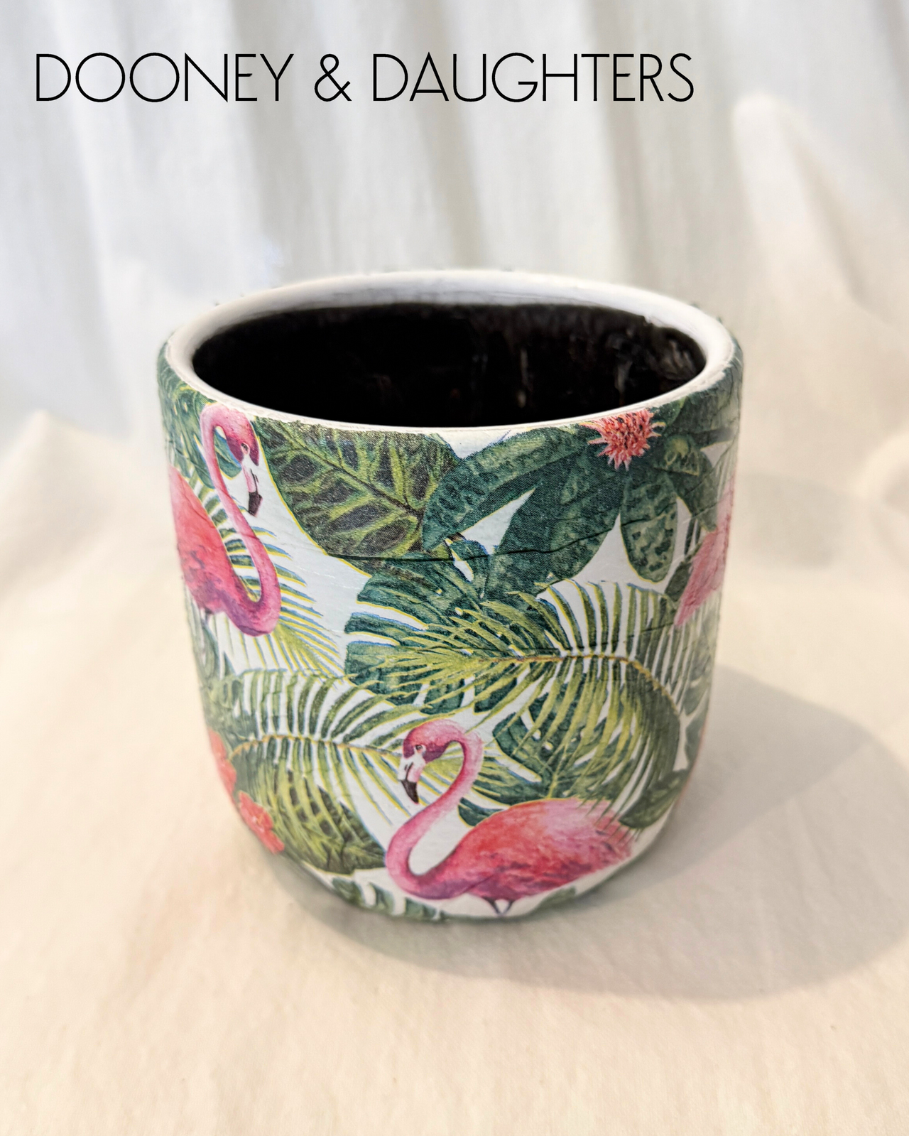 Medium Pot - Flamingo