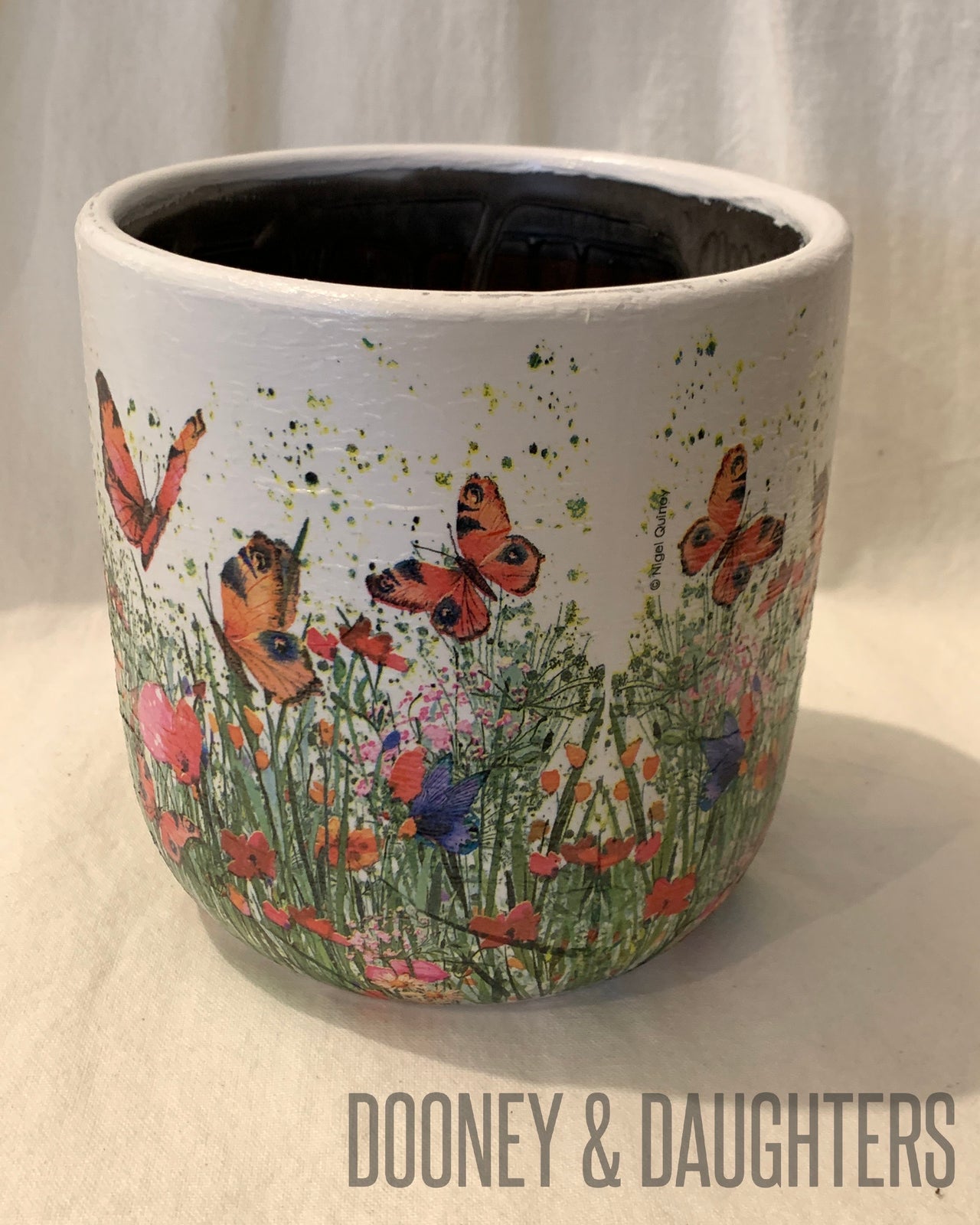 Large Pot - Flowerfield