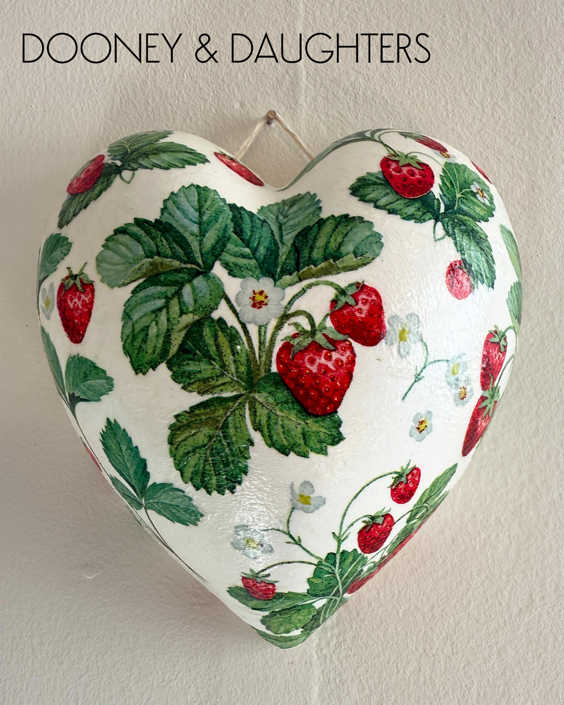 Medium Heart - Garden Strawberry