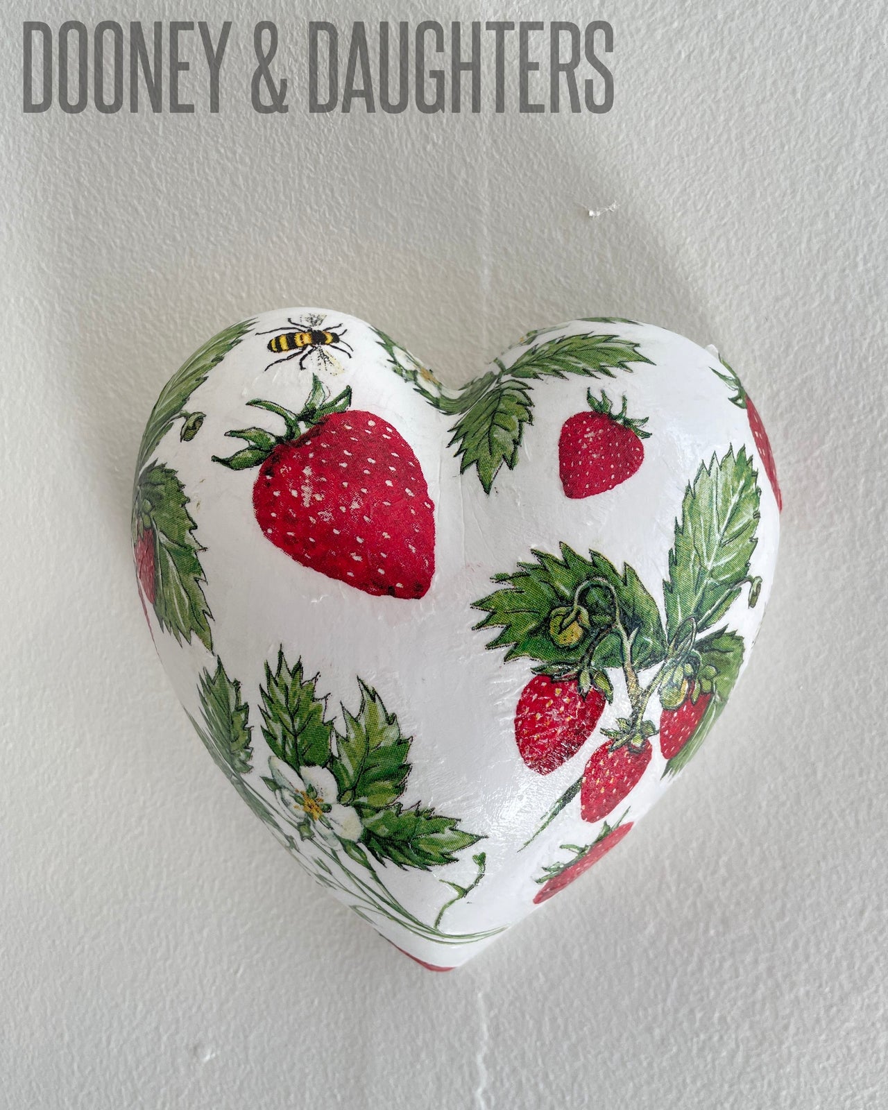 Medium Heart - Garden Strawberry