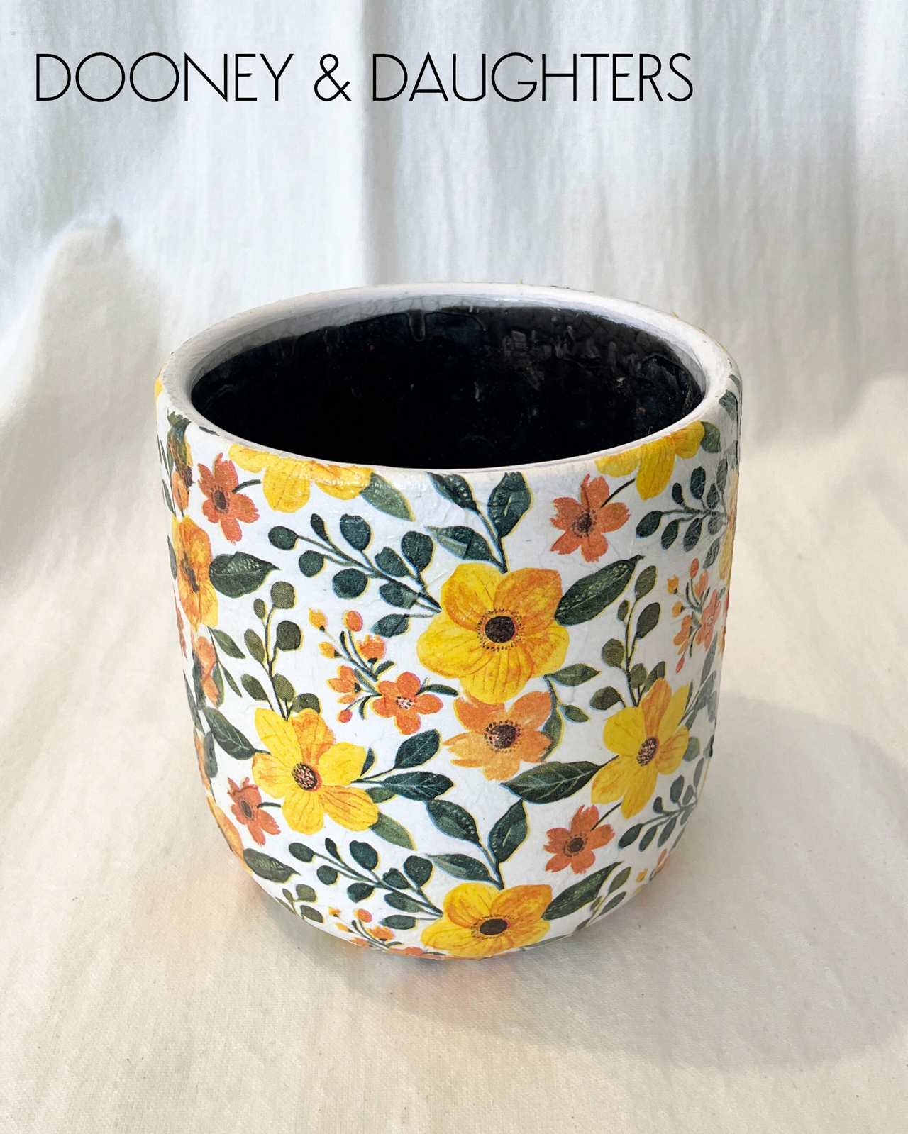 Medium Pot - Golden Flowers
