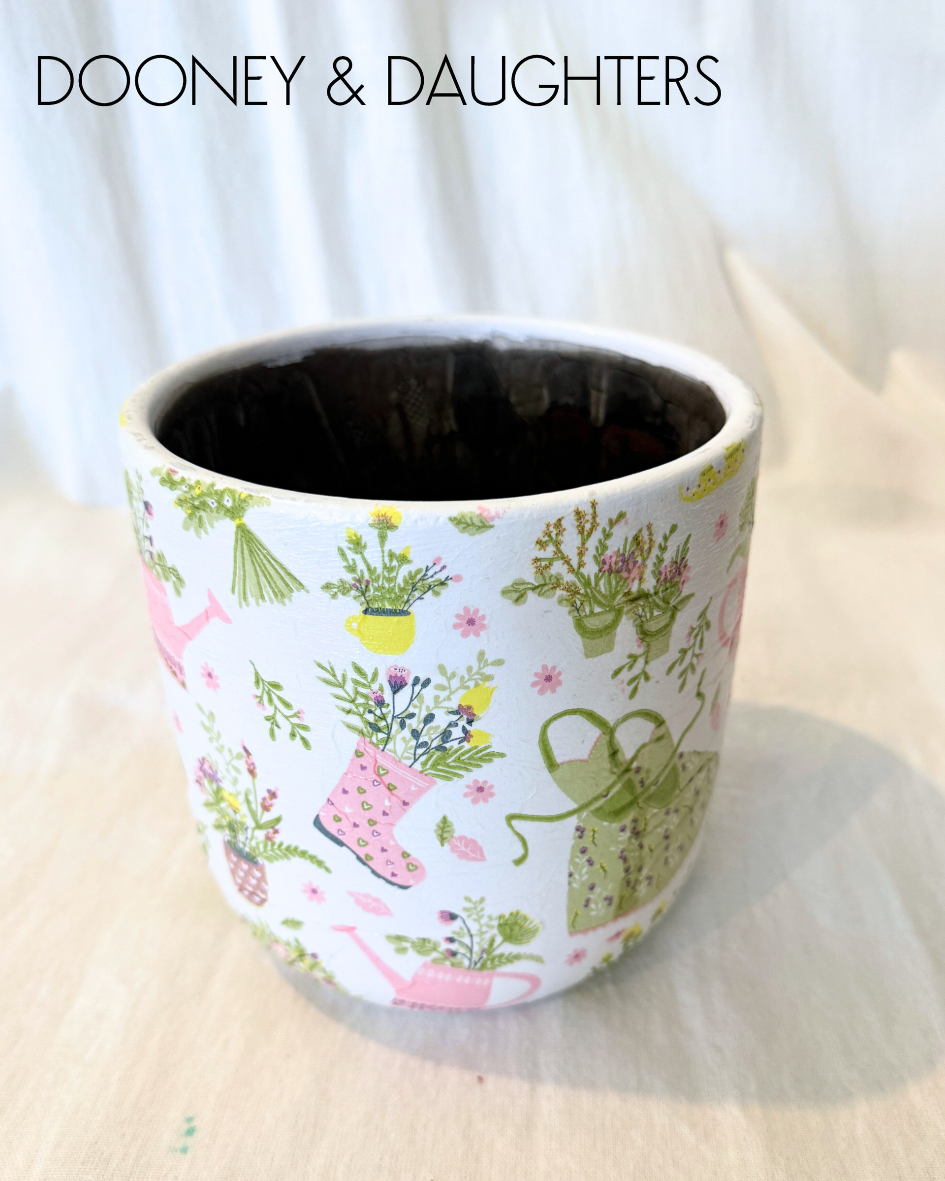 Large Pot - Gumboots