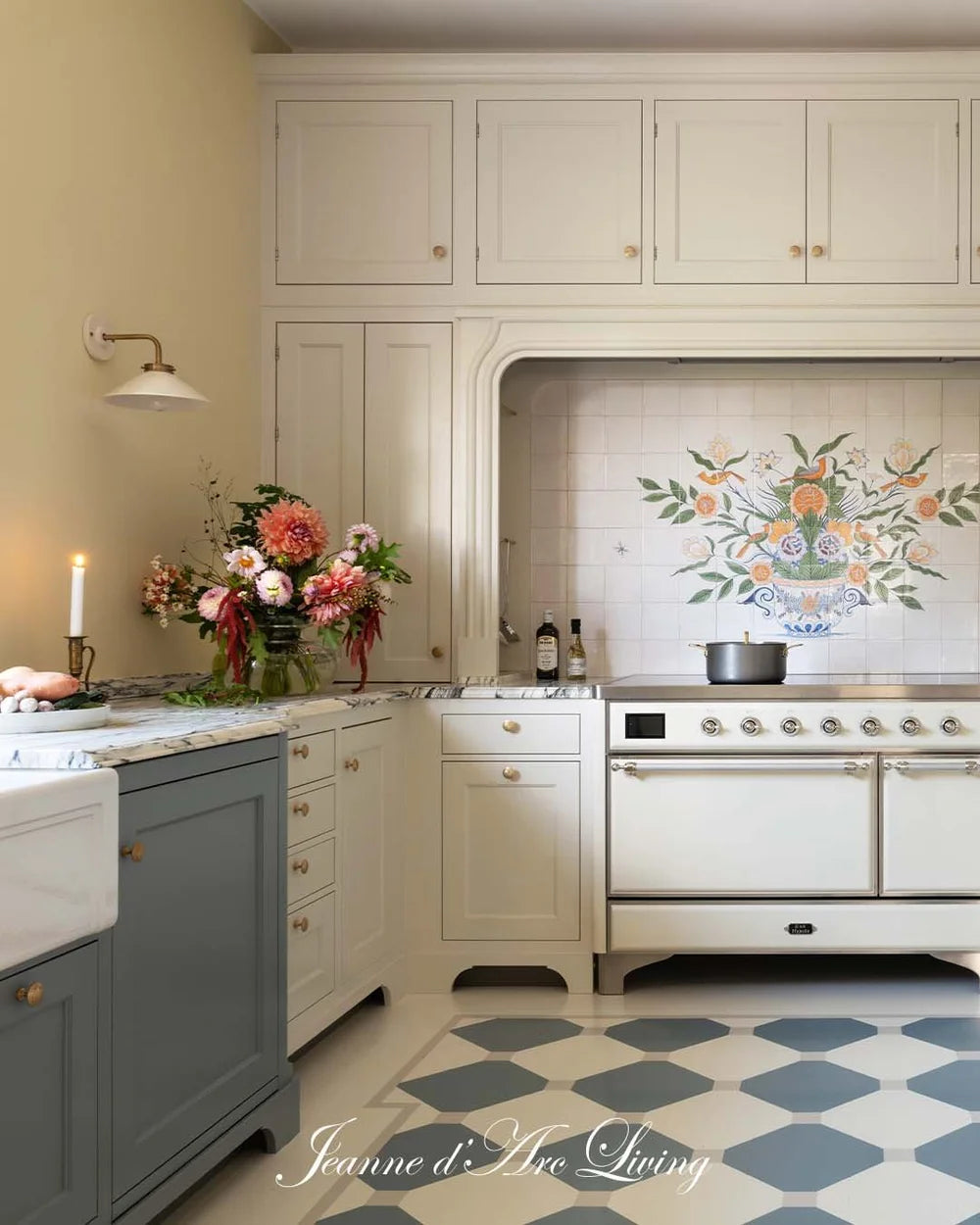 Jeanne d'Arc Living Magazine 2026 Vol. 4 - A Love of Kitchens