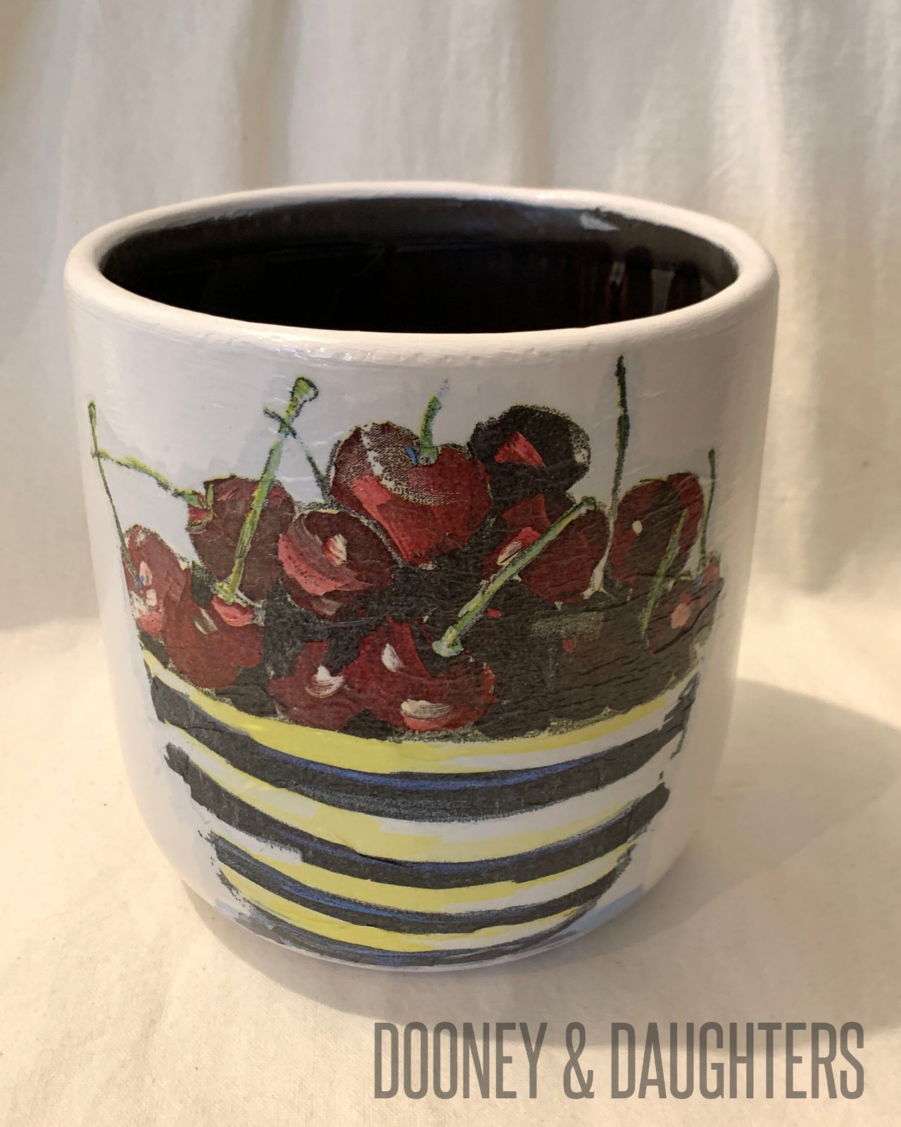 Large Pot - Les Cerises