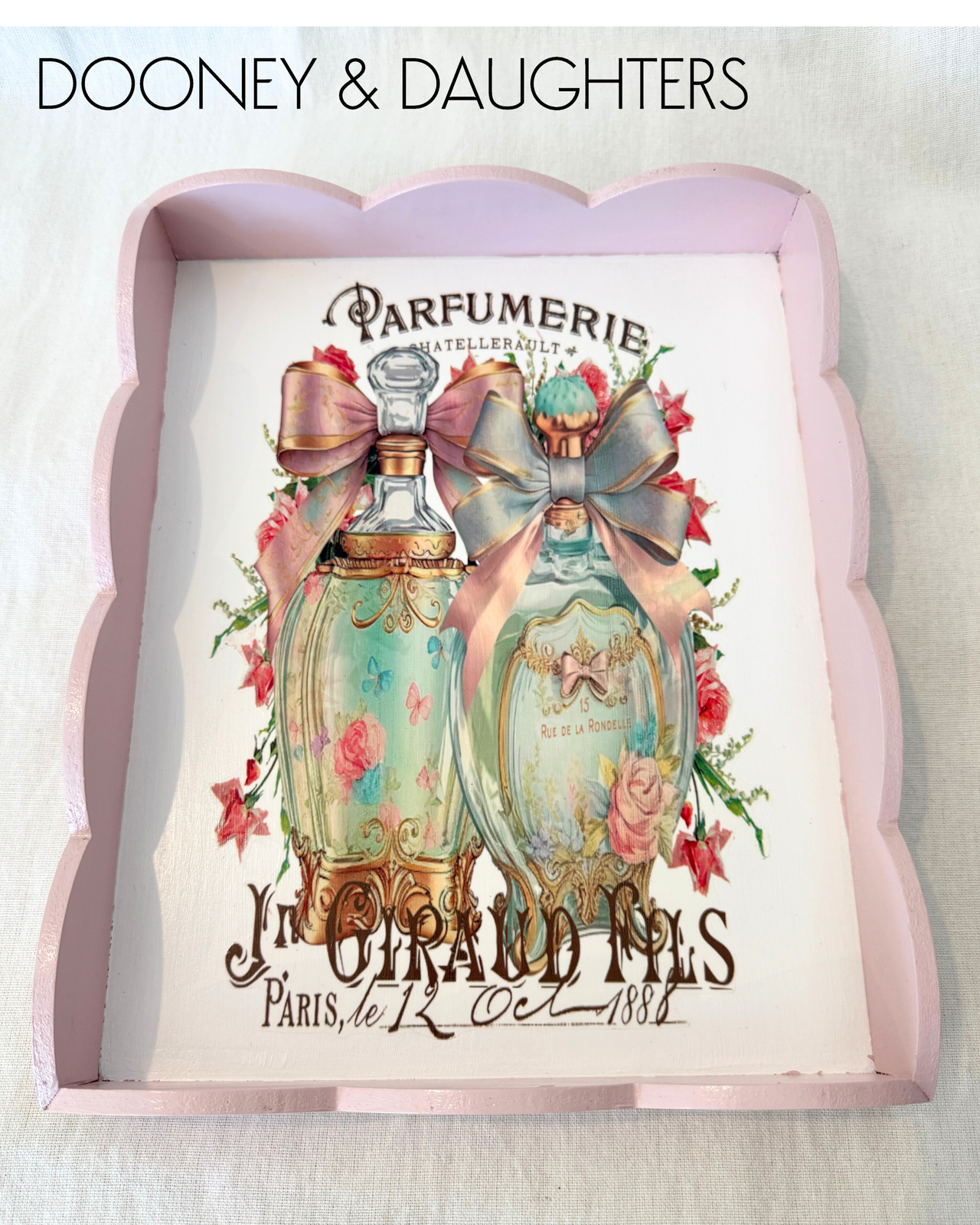 Perfume Small Scallop Tray