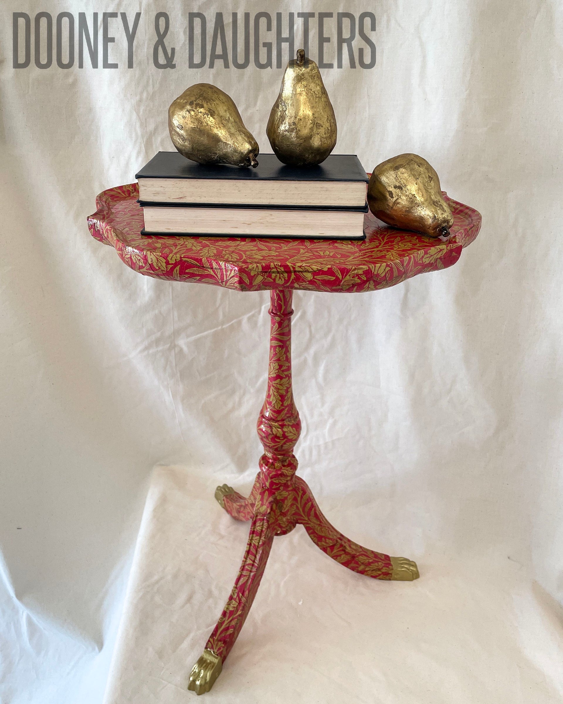 Red & Gold Acorn Wine Table