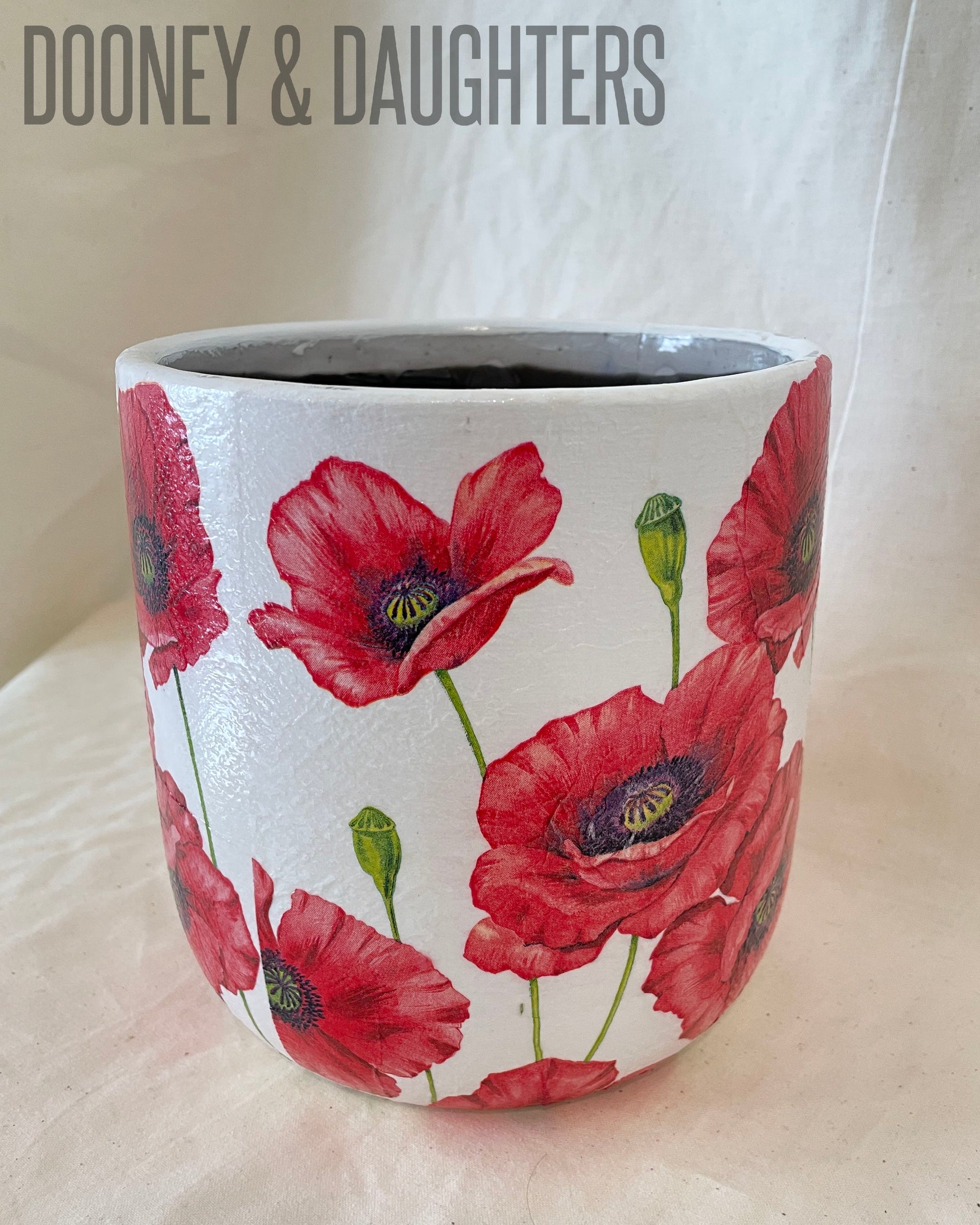 Large Pot - Romantic Poppy