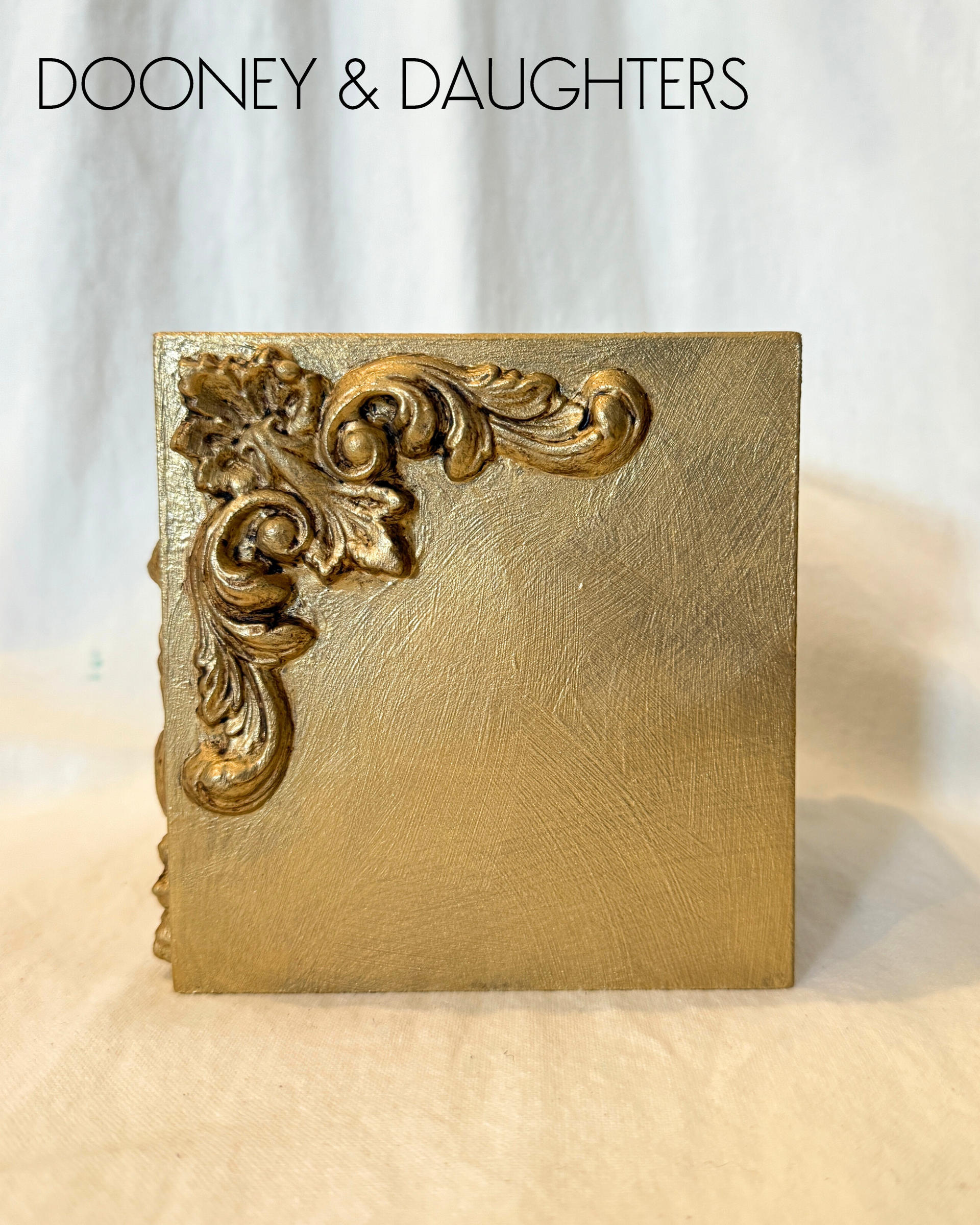 Sommerset Gold Square Tissue Box