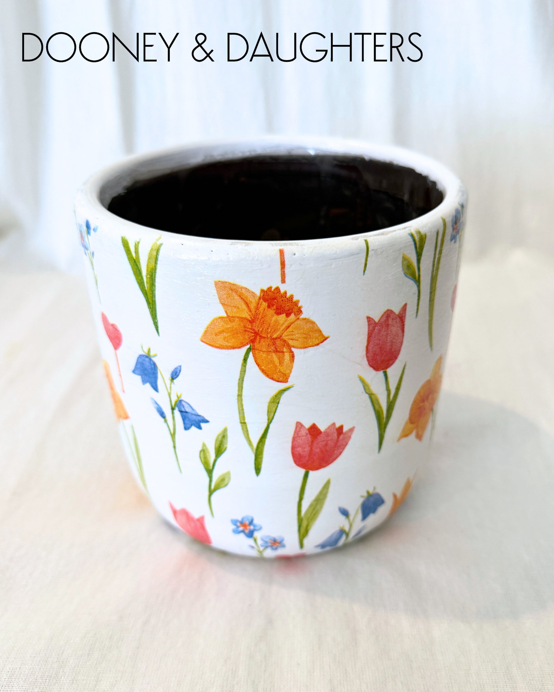 Large Pot - Spring Flowers