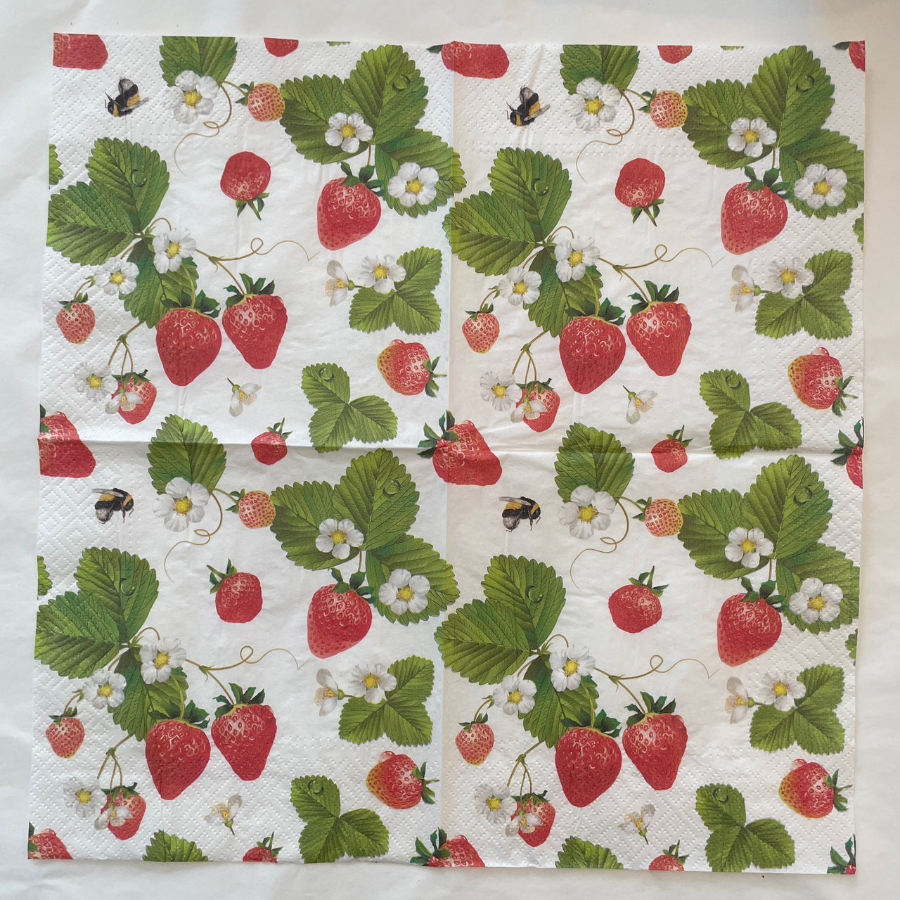 Napkin - Strawberries with Bees