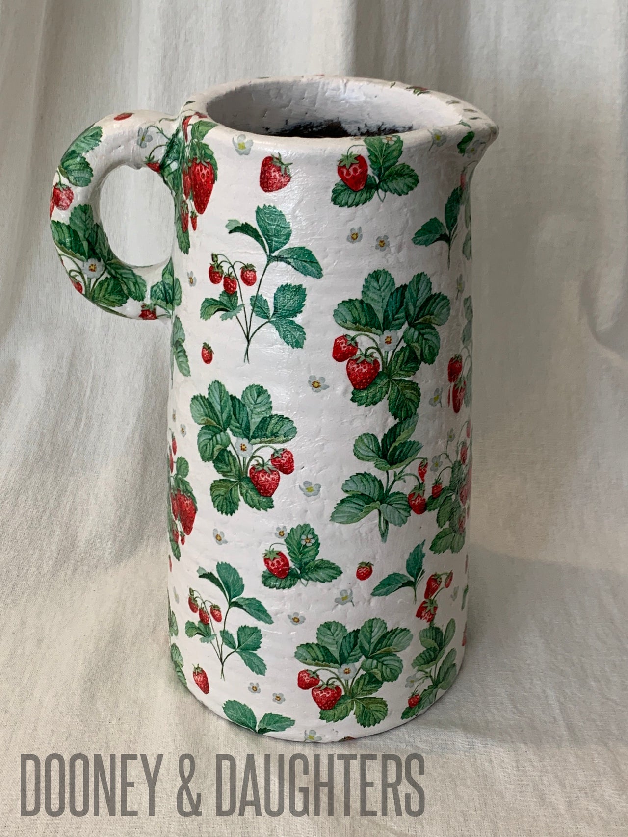 Strawberry Pattern Vase