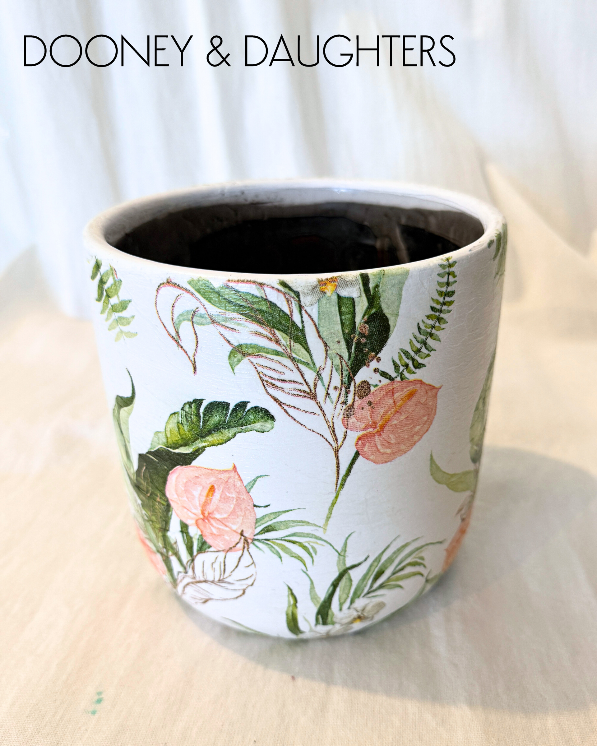 Large Pot - Tropical Pink Flower