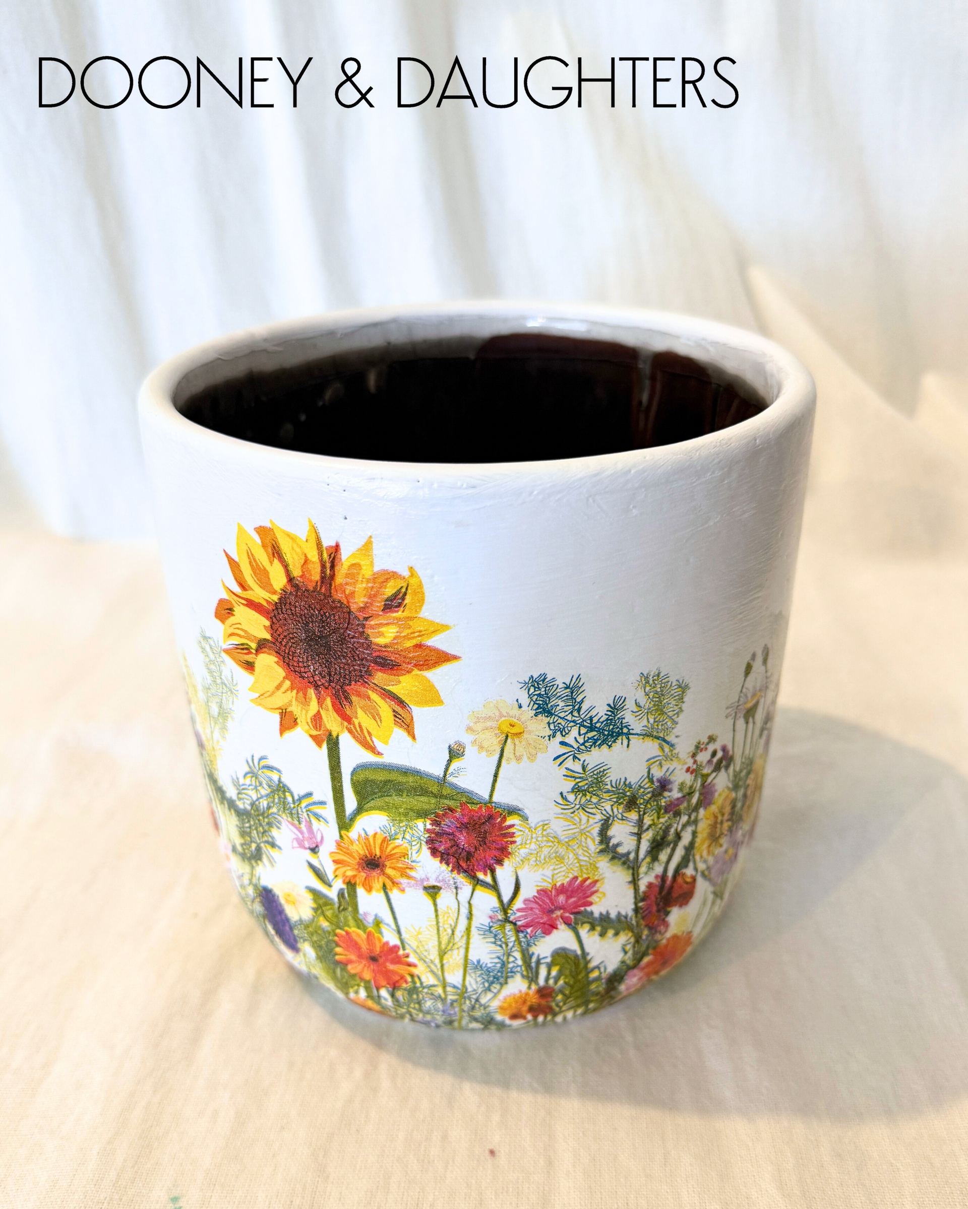 Large Pot - Wild Sunflowers