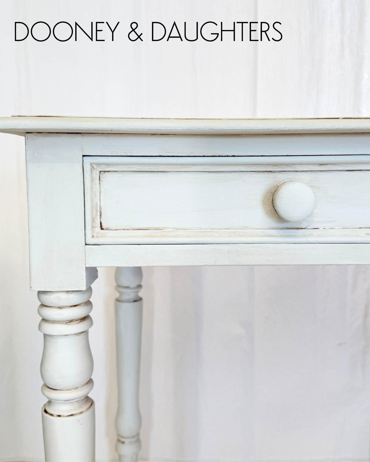 Aged Wild Tusk Hall Table & Chair