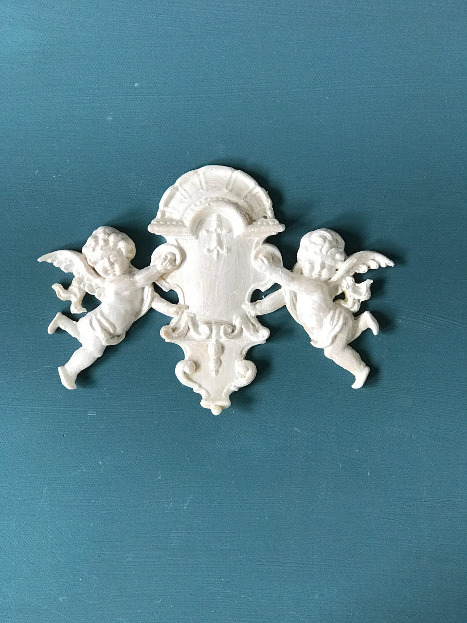 Rosette R50 Cherubs