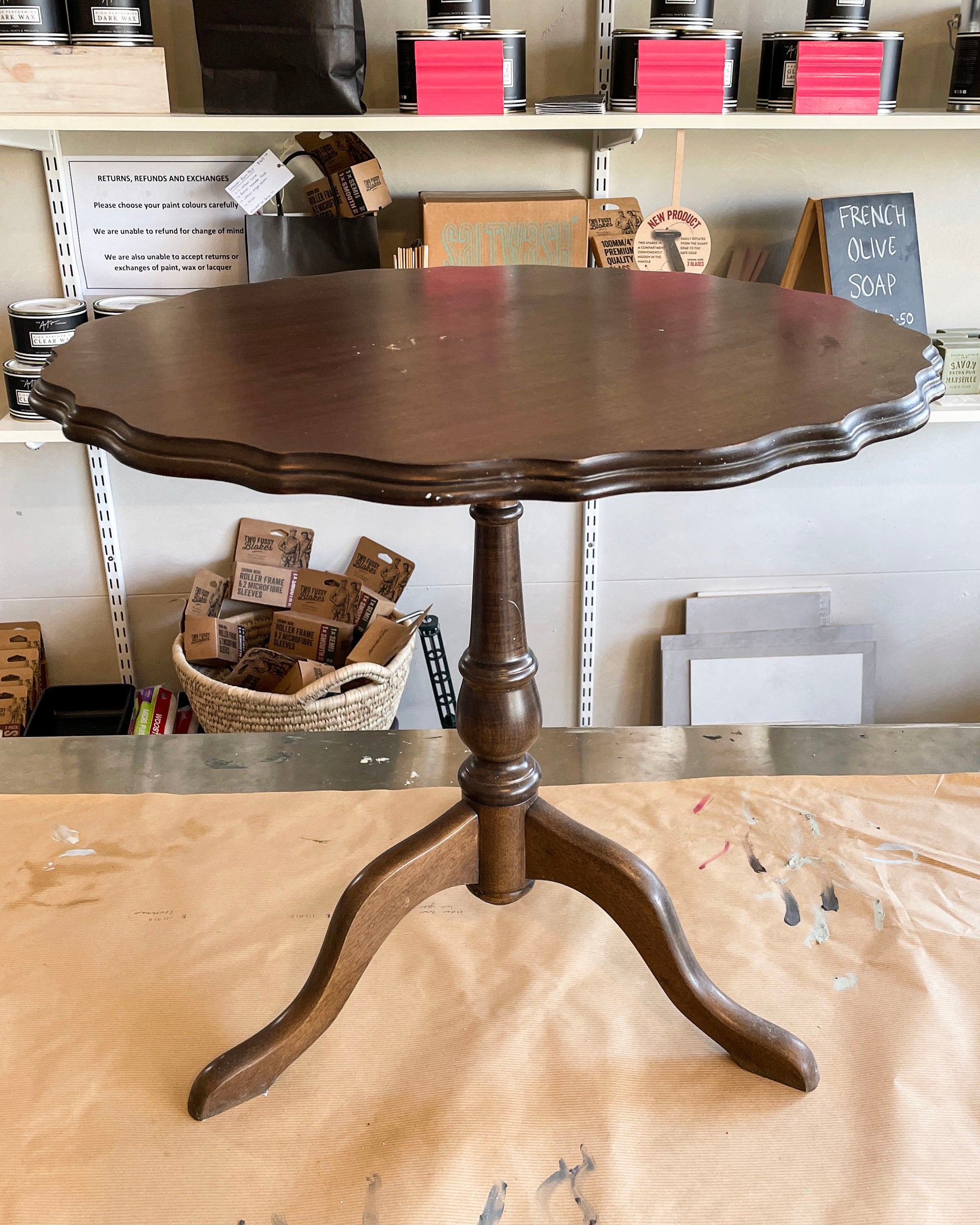 Tuscan Round Table Before